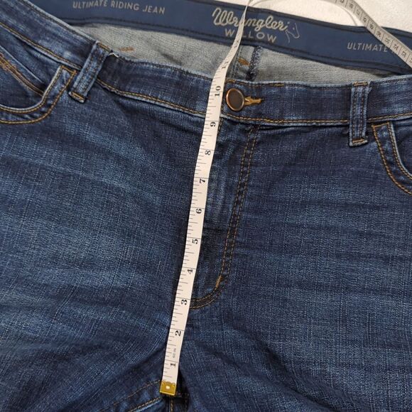 Wrangler Jeans Womens 19 Blue Ultimate Riding Jeans Midrise Dark Wash - Picture 9 of 10